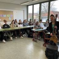 Essströrung im Fokus - Theater berührt viele Jugendliche der 10. Klasse