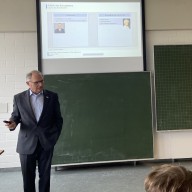 Geldpolitik am Puls der Zeit: Bundesbank-Experte zu Besuch in der Oberstufe