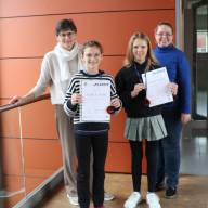 Strahlende Siegerinnen in der Landesrunde der Mathematik-Olympiade Bayern